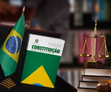 COLUNA: Constituição Federal celebra aniversário como letra morta da democracia